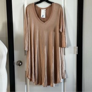 Reborn J Beige Long Sleeve Tunic Jersey Dress – NWT – Size (Tunic Fit)